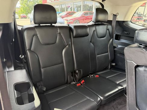 Used 2020 Kia Telluride LX AWD/4WD image 10