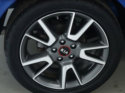 Used 2020 Kia Soul GT-Line image 12