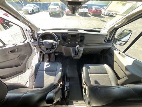 Used 2022 Ford Transit 350 DRW image 10