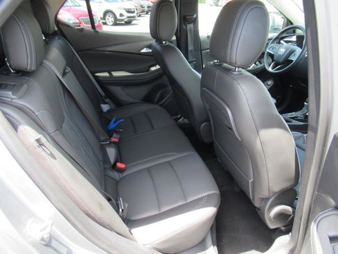 Used 2025 Buick Encore GX Avenir w/ Avenir Technology Package AWD/4WD image 30