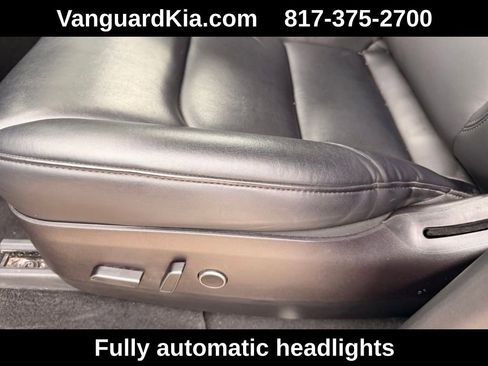 Used 2024 Tesla Model Y 2WD image 15
