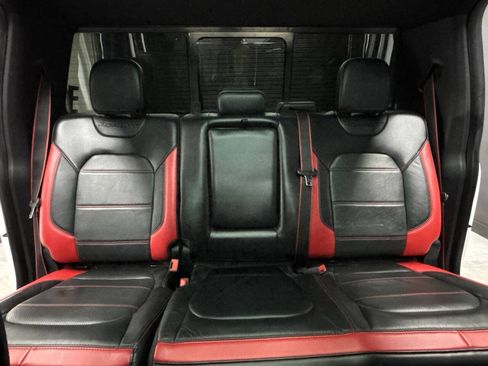 Used 2018 Ford F150 Lariat w/ Equipment Group 502A Luxury AWD/4WD image 29