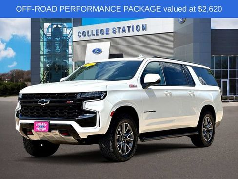 Used 2023 Chevrolet Suburban Z71 w/ Z71 Off-Road Package AWD/4WD image 2