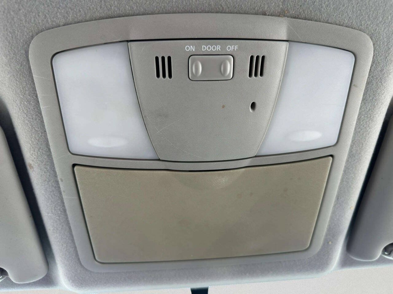 Used 2010 Nissan Rogue S FWD image 27