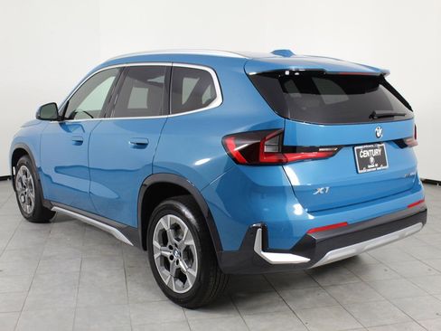 Used 2025 BMW X1 xDrive28i w/ Technology Package image 3
