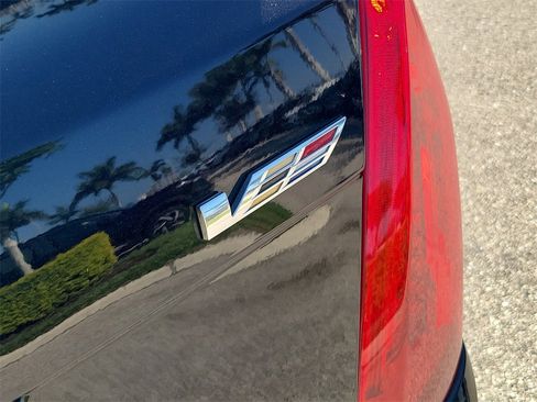 Used 2016 Cadillac ATS V w/ Luxury Package image 13