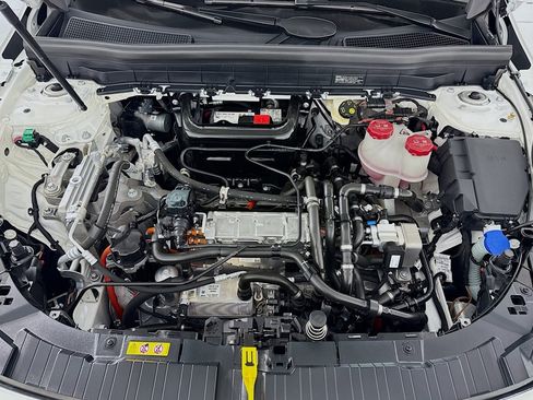 Certified 2025 Mercedes-Benz EQB 250+ image 10