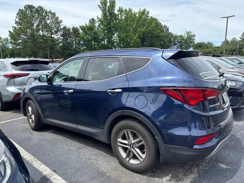 Used 2017 Hyundai Santa Fe Sport FWD image 3