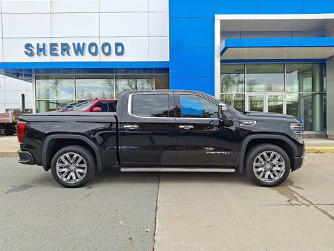 Used 2024 GMC Sierra 1500 Denali w/ Denali Reserve Package image 7