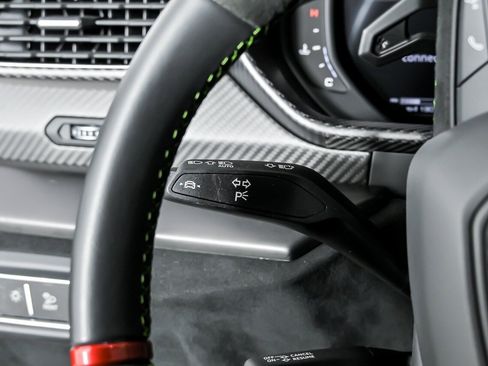 Used 2024 Lamborghini Urus Performante AWD/4WD image 34