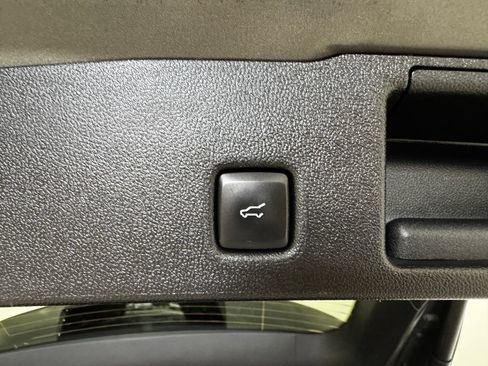 Used 2024 Ford Escape Active AWD/4WD image 38