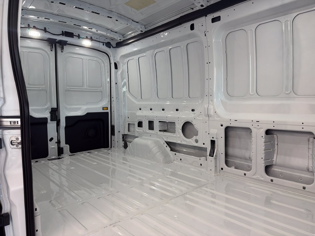 New 2027 Ford Transit 250 148 Medium Roof RWD image 8