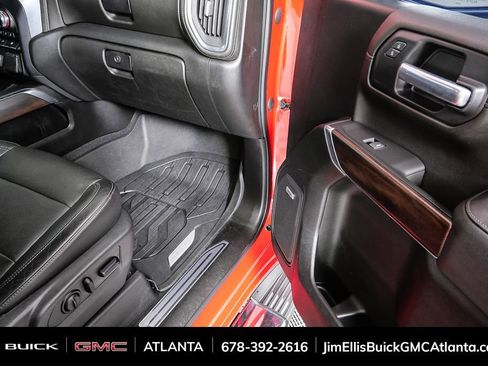 Used 2020 GMC Sierra 1500 SLT image 25