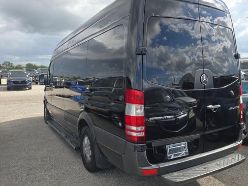 Used 2014 Mercedes-Benz Sprinter 2500 image 14