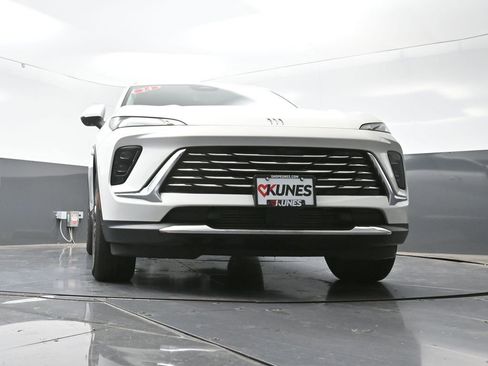 Used 2024 Buick Envision Preferred image 52