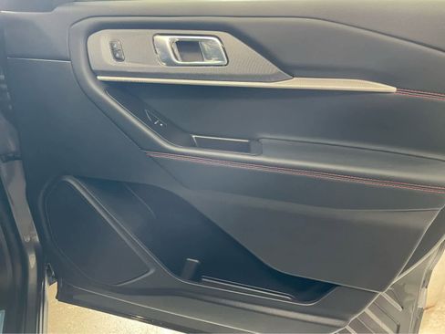 New 2026 Ford Explorer ST-Line w/ ST-Line Street Pack AWD/4WD image 39
