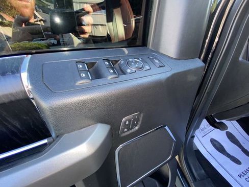 Used 2019 Ford F350 Platinum w/ Platinum Ultimate Package AWD/4WD image 13