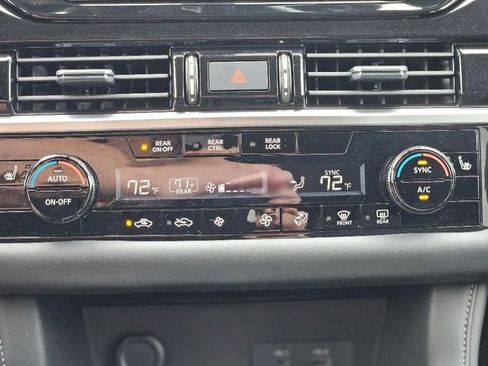 New 2025 Nissan Pathfinder SV image 19