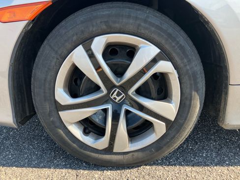 Used 2018 Honda Civic LX image 26