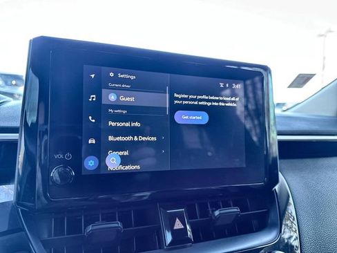 Used 2024 Toyota Corolla LE image 25