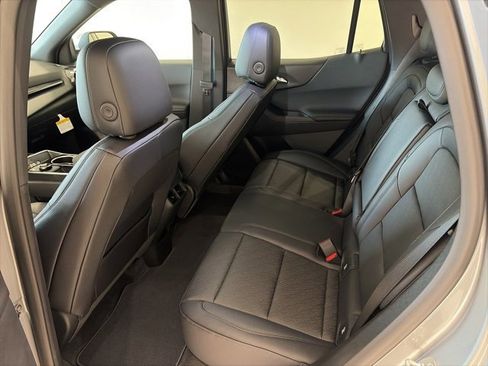 New 2026 Chevrolet Equinox LT image 12