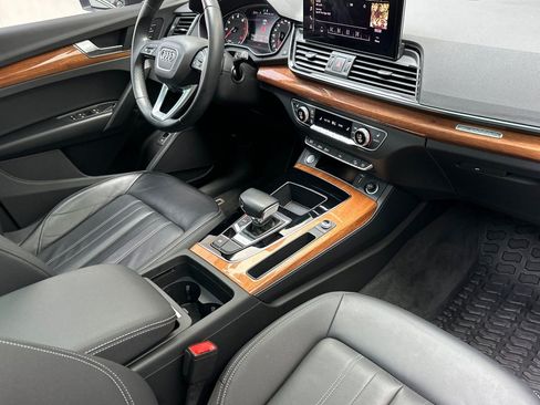 Used 2021 Audi Q5 2.0T Premium w/ Convenience Package AWD/4WD image 18