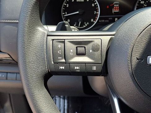Certified 2025 Nissan Pathfinder S AWD/4WD image 22