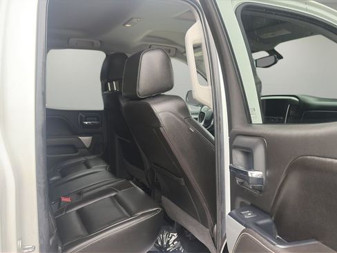 Used 2017 Chevrolet Silverado 1500 LT w/ Redline Edition AWD/4WD image 11