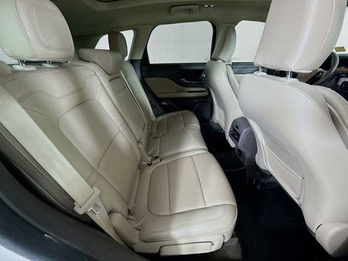 Used 2021 Lincoln Corsair Reserve image 29