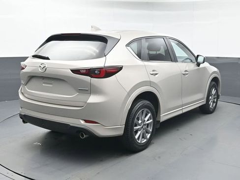 Certified 2024 MAZDA CX-5 AWD 2.5 S w/ Preferred Package image 5
