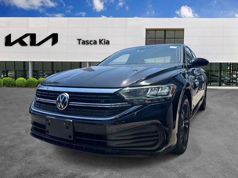Used 2022 Volkswagen Jetta SE FWD image 3