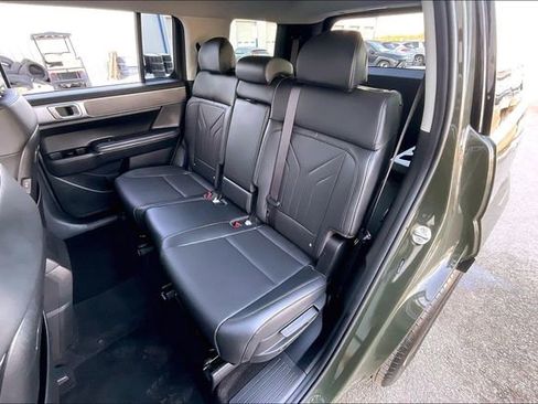 Certified 2025 Hyundai Santa Fe SEL image 26