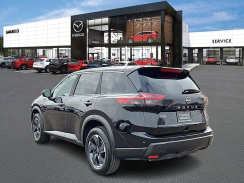 Used 2025 Nissan Rogue SV FWD image 3