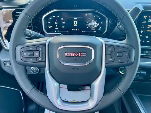 New 2026 GMC Sierra 2500 SLT w/ SLT Premium Package image 15