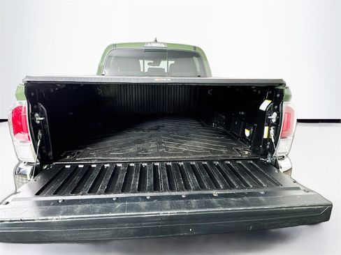 Used 2021 Toyota Tacoma TRD Off-Road image 21