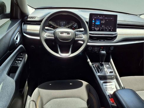 Used 2022 Jeep Compass Sport AWD/4WD image 7