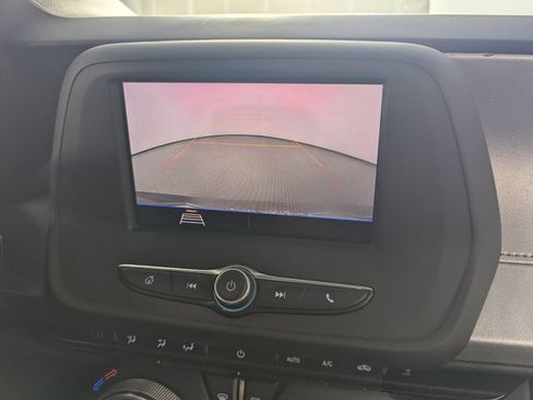 Used 2020 Chevrolet Camaro LT RWD image 22