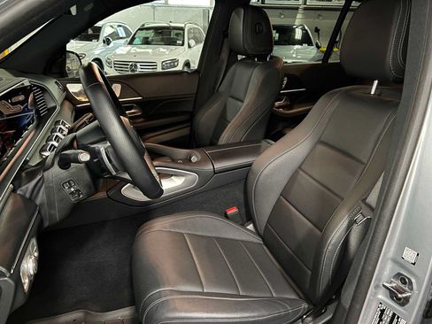 Certified 2025 Mercedes-Benz GLS 450 4MATIC image 25