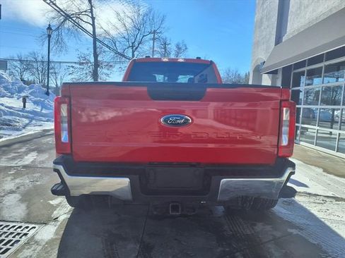 Used 2025 Ford F350 XLT image 5