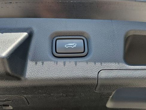 Used 2021 Hyundai Santa Fe Limited FWD image 7