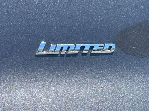 Used 2023 Toyota 4Runner Limited AWD/4WD image 37