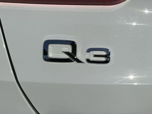 Used 2020 Audi Q3 2.0T Premium Plus w/ Premium Plus Package image 28