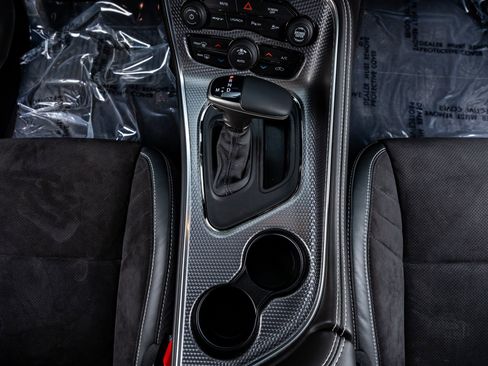 Used 2019 Dodge Challenger SRT Hellcat Redeye image 23