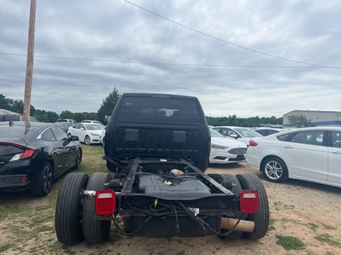 Used 2022 RAM 3500 Tradesman AWD/4WD image 13