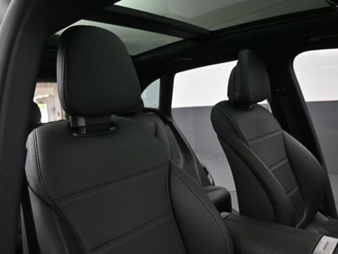 Certified 2023 Mercedes-Benz GLC 300 4MATIC image 28
