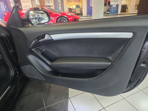Used 2012 Audi A5 2.0T Premium image 11