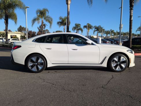 Used 2025 BMW i4 xDrive40i w/ Premium Package image 11