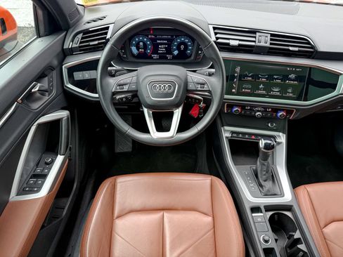 Used 2025 Audi Q3 2.0T Premium AWD/4WD image 34