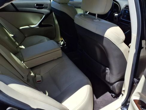 Used 2010 Lexus IS 250 w/ Premium Pkg Value Edition RWD image 20
