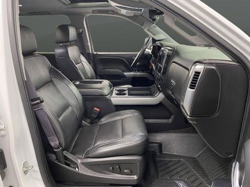 Used 2017 Chevrolet Silverado 1500 LTZ Z71 w/ Redline Edition image 36